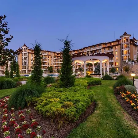 Apartman George - 3 Pools, 2 Bedrooms & 2 Bathrooms Napospart