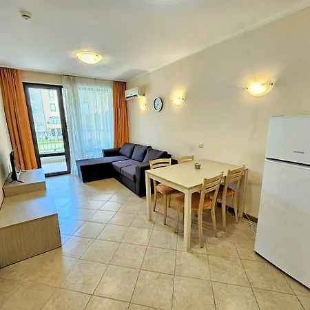 Apartment George - 3 Pools, 2 Bedrooms & 2 Bathrooms Sunny Beach