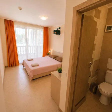 George - 3 Pools, 2 Bedrooms & 2 Bathrooms 아파트 써니비치