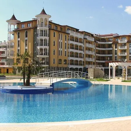 George - 3 Pools, 2 Bedrooms & 2 Bathrooms 아파트 *