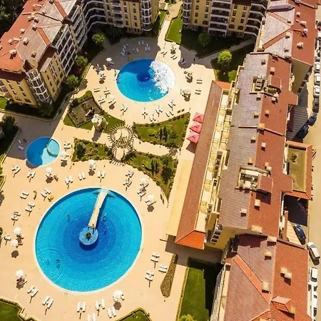 George - 3 Pools, 2 Bedrooms & 2 Bathrooms *