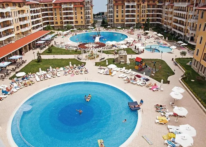 George - 3 Pools, 2 Bedrooms&2 Bathrooms Appartement Sunny Beach