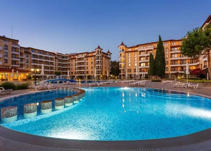 George - 3 Pools, 2 Bedrooms&2 Bathrooms *