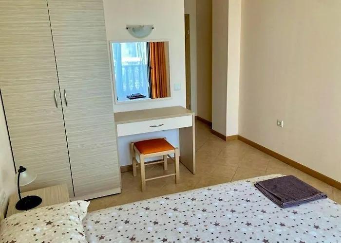 George - 3 Pools, 2 Bedrooms&2 Bathrooms Sunny Beach